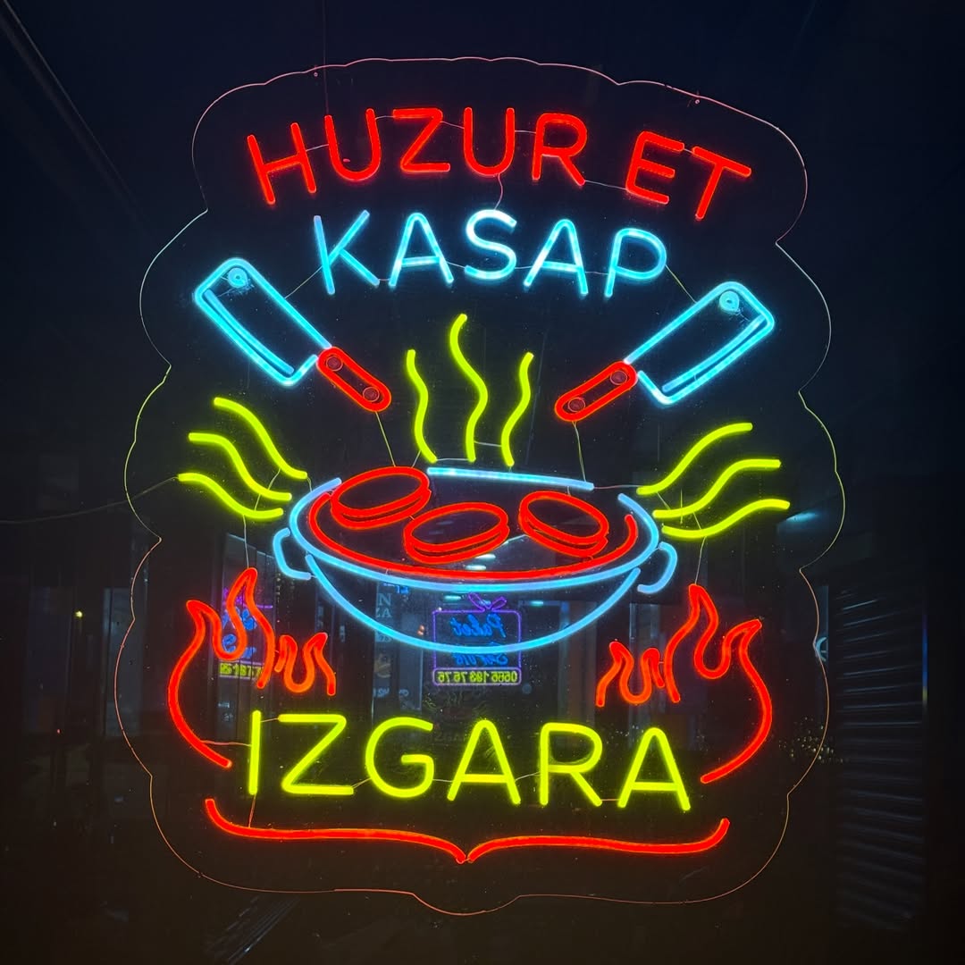 Huzur Et